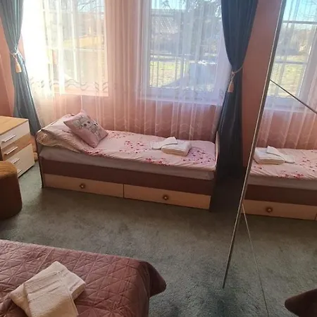 долапите с. градище Lägenhet